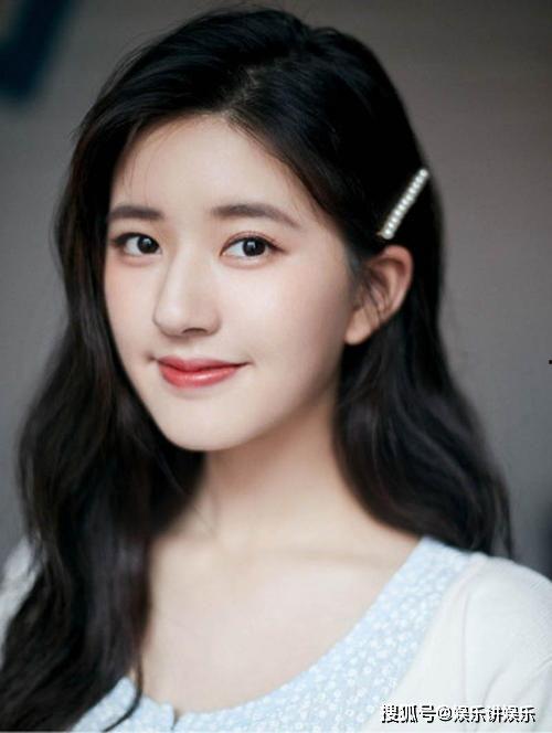 吃瓜女明星黑历史,揭秘吃瓜女明星的过往黑历史