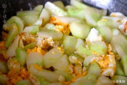 今日立夏吃瓜,瓜果飘香，品味夏日清凉